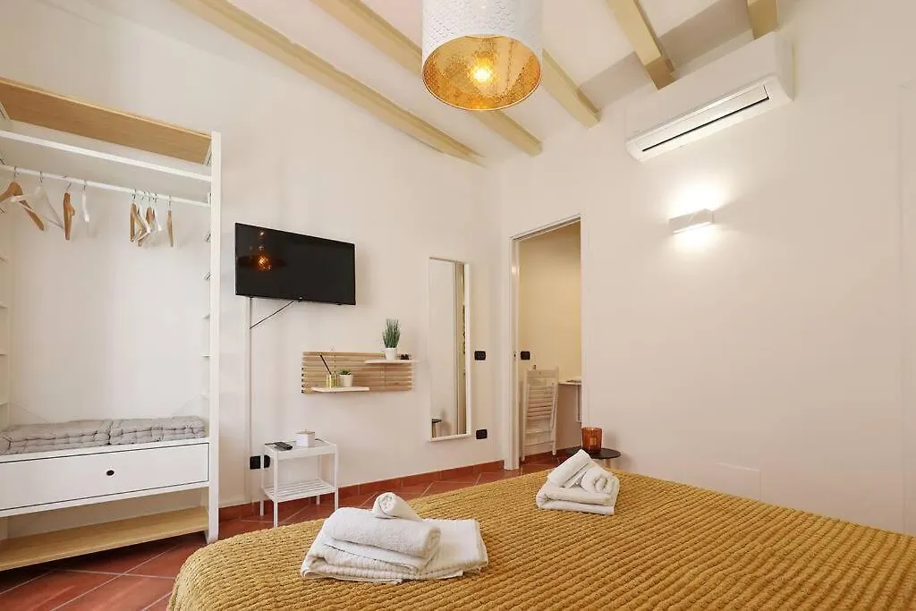 Blu Flamingo Trilussa Apartment Rome 0*,  Italy
