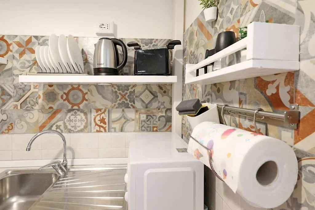 Blu Flamingo Trilussa Apartment Rome Italy